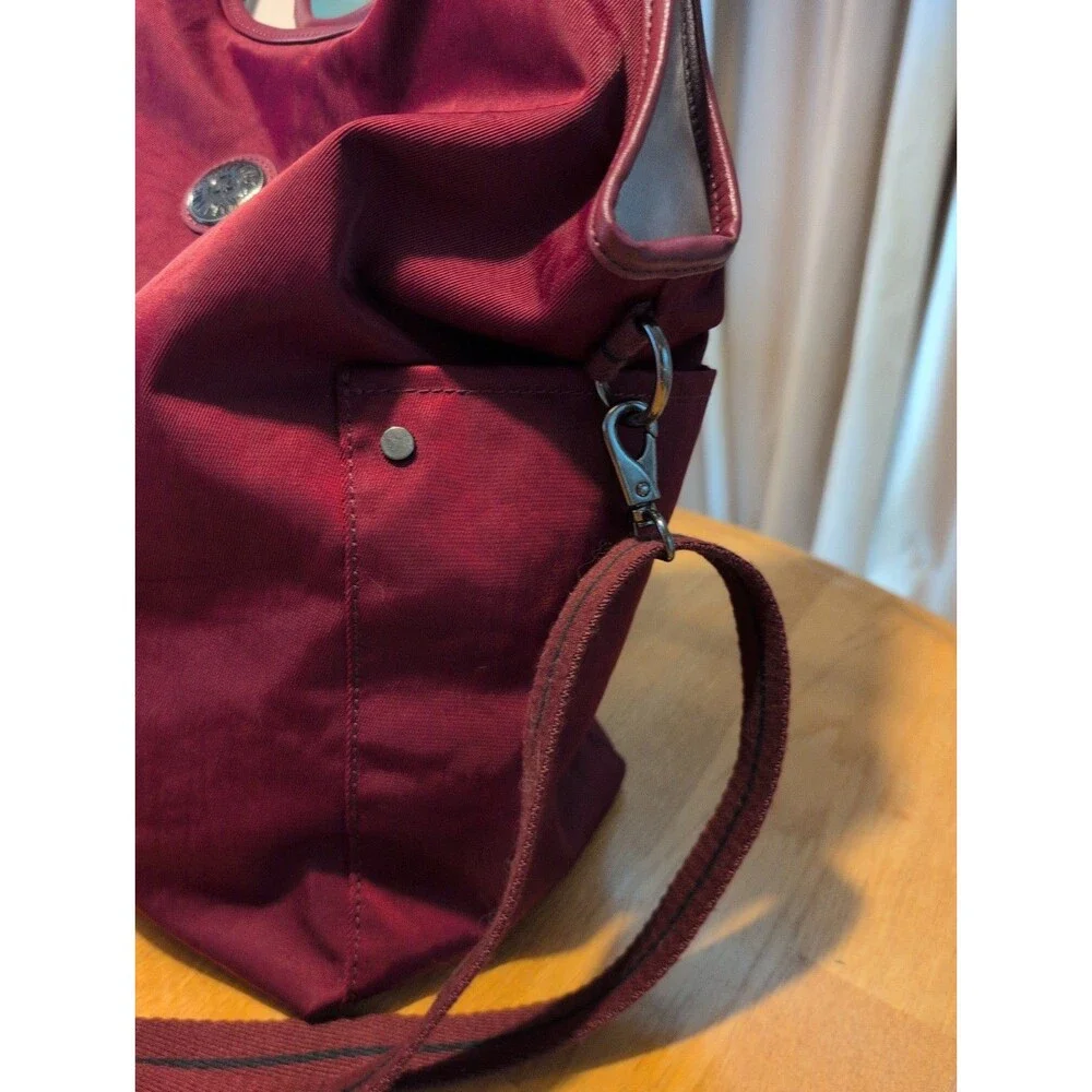 Kipling Urbana Large shoulder Hobo bag Burgandy Nylon Adjustable Strap Pockets